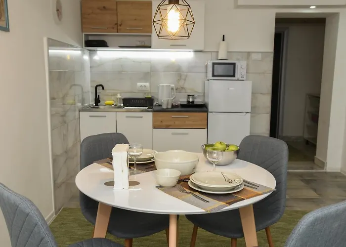 L & S Banjica بلغراد